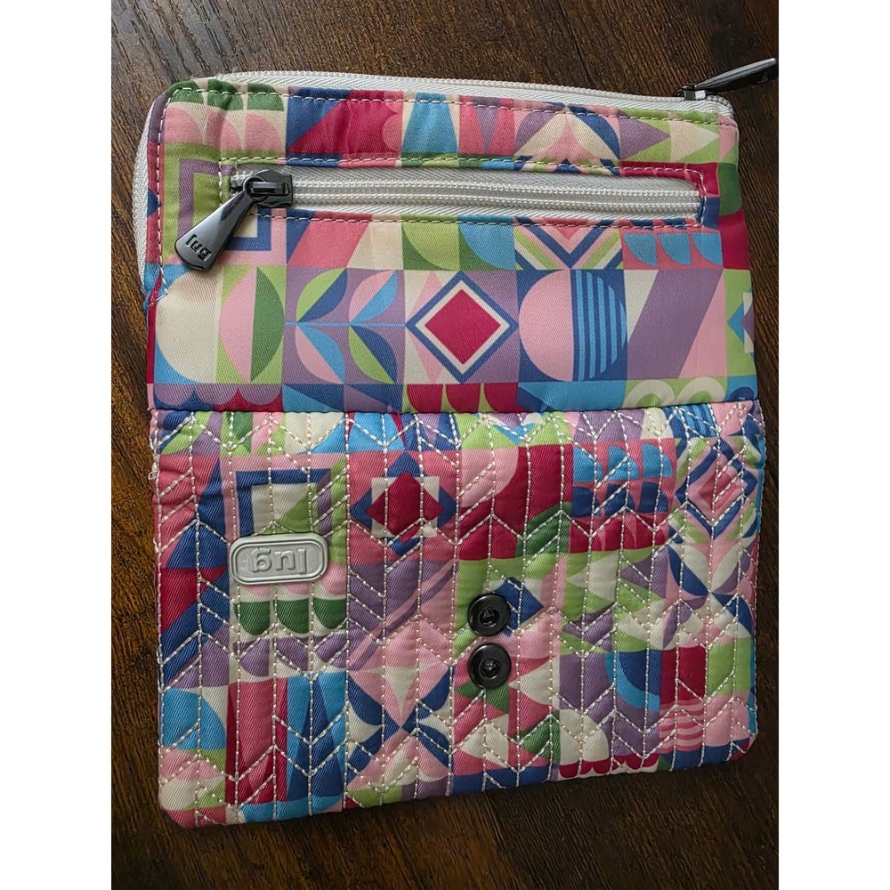 Lug Tram Wallet Multicolor Geometric Quilted Slim Travel Organizer Card Holder - Picture 7 of 9